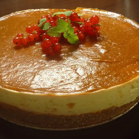 Marhuľová torta bez múky Marhuľová torta bez múky