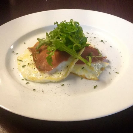Prosciutto s vajíčkami Prosciutto s vajíčkami