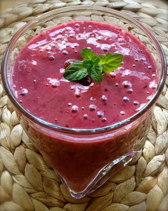 Smoothie s lesným ovocím Smoothie s lesným ovocím
