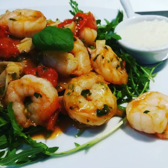 Tiger prawns na šaláte